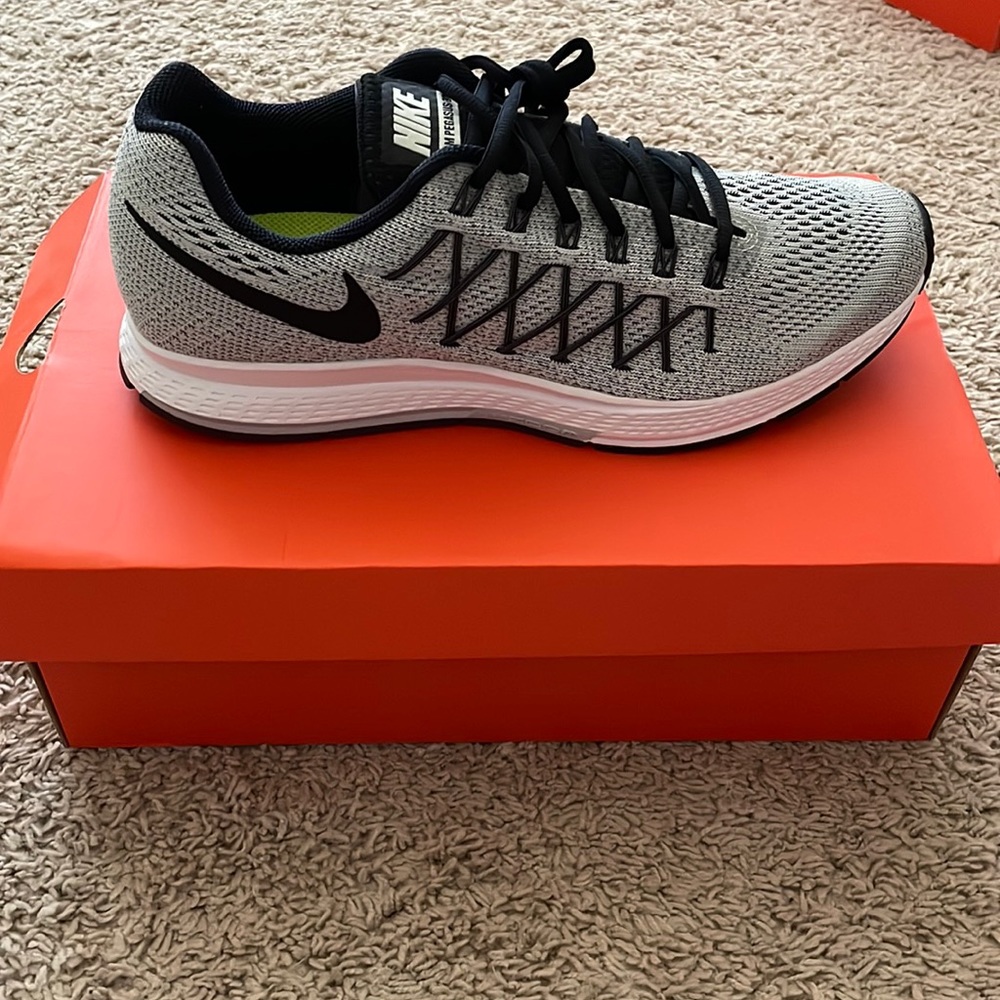 Nike Air Zoom Pegasus Size 11.5 Grey Brand New!!